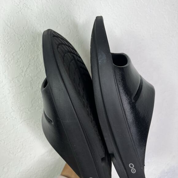 OOFOS OOahh Black Slides Size US M7-W9, unisex, comfort, casual, walk, beach - Picture 3 of 8